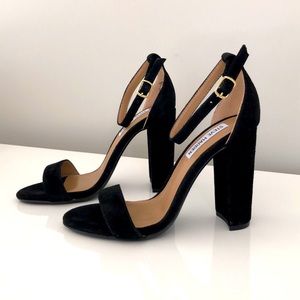 Steve Madden Black Suede Sandals - Style: CARRSON